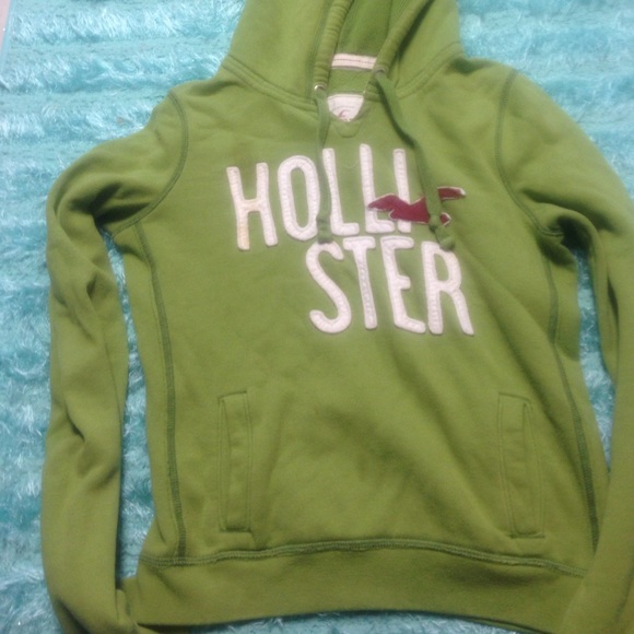 Green Hollister Pullover Hoodie
