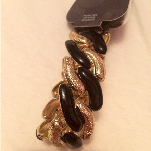 Bracelet/Cuff - Picture 3 of 4