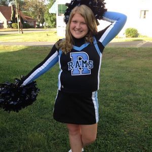 Meet your Posher, Crystal