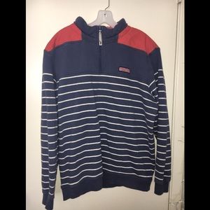 Vineyard vines pull over sweater