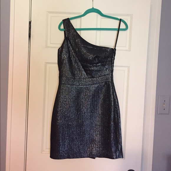 ⚠️FINAL⚠️ Banana Republic "Monogram" Dress - Picture 2 of 3