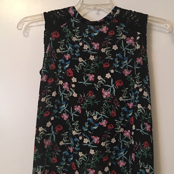 Floral top