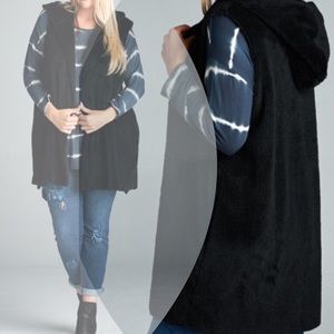 SUPER SOFT HOODED VEST!
