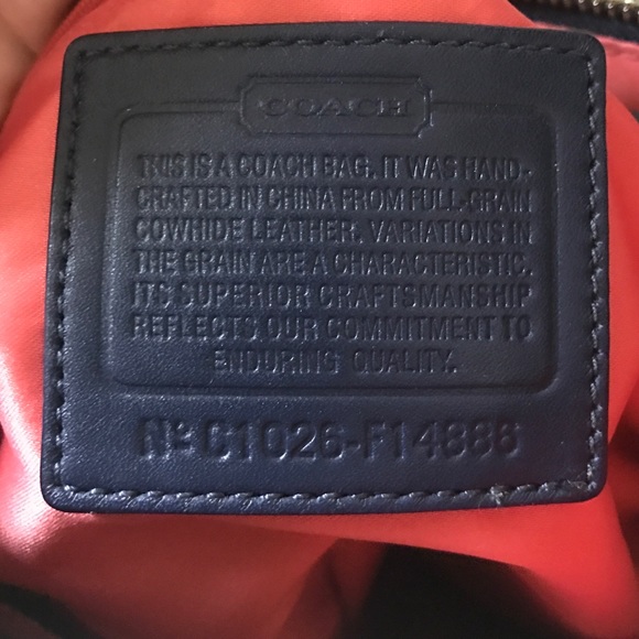 Coach purse - Picture 4 of 4