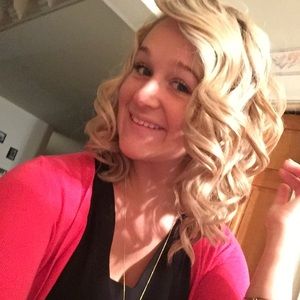 Meet your Posher, Kelsey