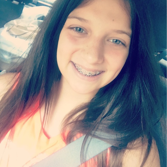Meet your Posher, Kaylee - Picture 1 of 1
