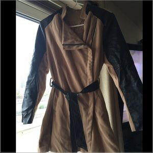 Trendy fall jacket - light brown and black