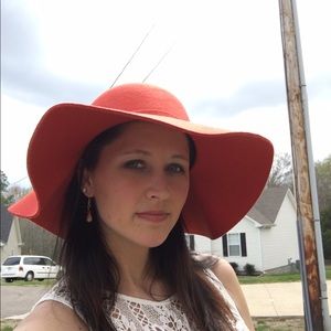 Meet your Posher, Lindseu