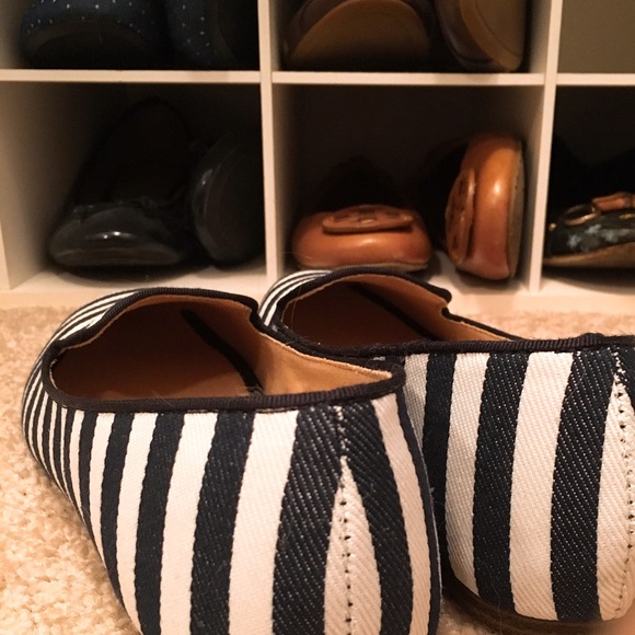 NWOT navy stripe canvas flats - Picture 4 of 4