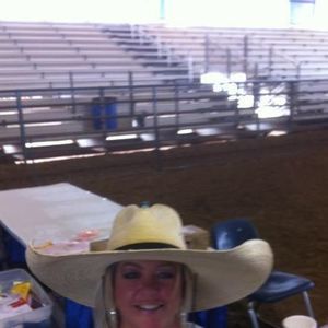 Meet your Posher, Becky