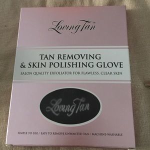 Loving Tan exfoliator glove