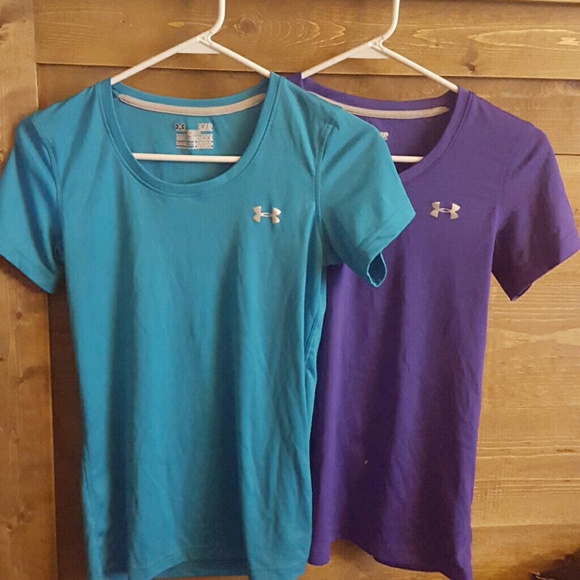 Under armour semi fitted t-shirt lot