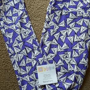 Lularoe Tall and curvy leggings *BNWT!* AIRPLANES!