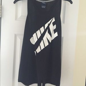 NWOT NIKE Tank