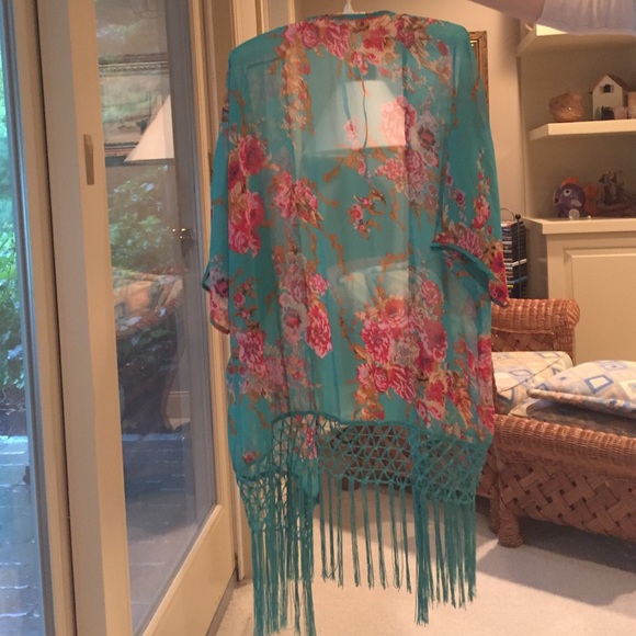 Floral Kimono Wrap - Picture 2 of 2
