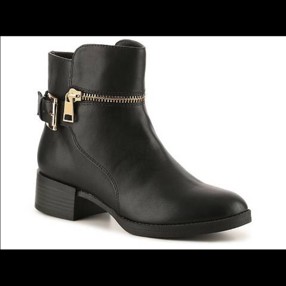 Zigisoho Black Gold Buckle Bootie