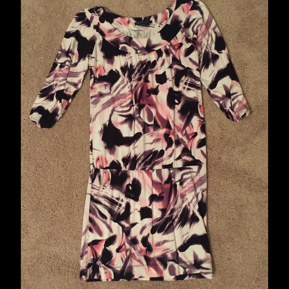 BCBGMaxAzria Dresses & Skirts - BCBGMAXAZRIA Drop Waist Print Dress