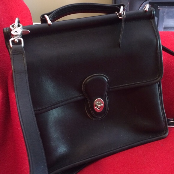 Vintage Coach Station Willis bag in black