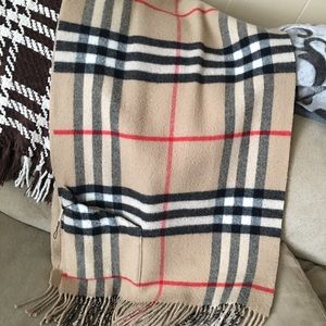 Burberry Wrap (Jacket)