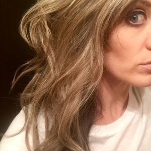 Meet your Posher, Nikki.