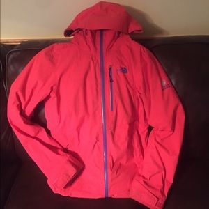 NORTH FACE SKI/ SNOWBOARD JACKET, size s