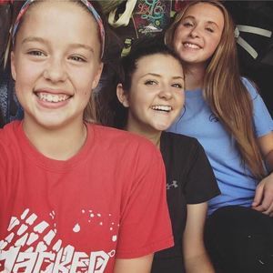 Meet your Posher, Tesa