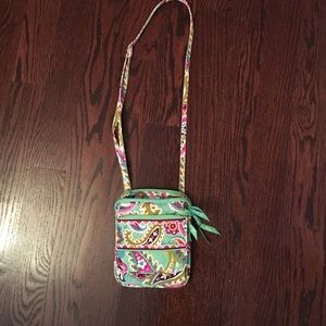 Very Bradley cross body bag