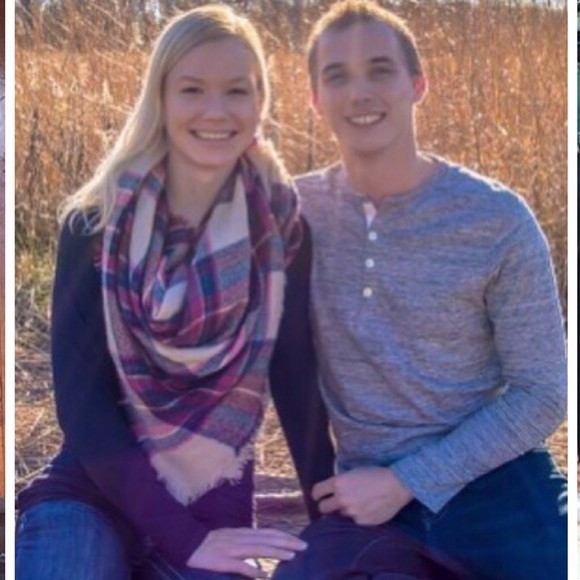 Re-stocked! Customer Favorite!!! Blanket Scarf! - Picture 4 of 8