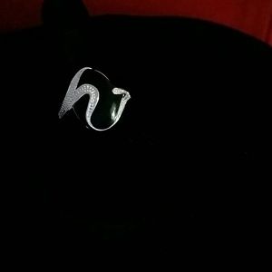 Beautiful silver and black onyx ring size 8