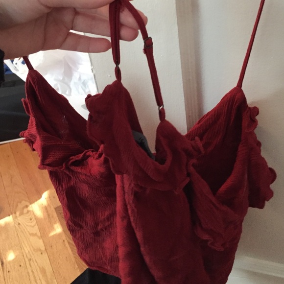 Red Ruffled Crop top - Picture 3 of 3