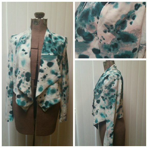 H & M drapey top - Picture 2 of 5