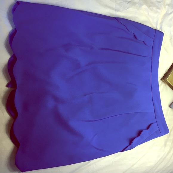 Business Casual Royal Blue Skirt w/ POCKETS.