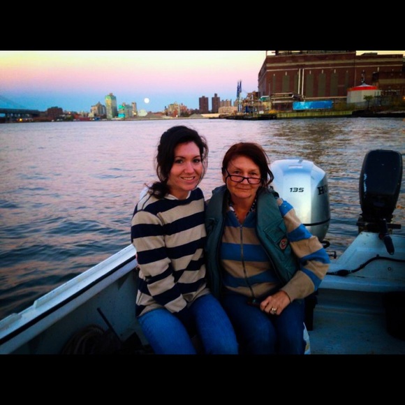 Meet your Posher, Christine - Picture 3 of 3