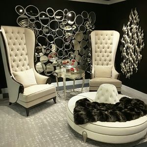 Meet your Posher, Tia