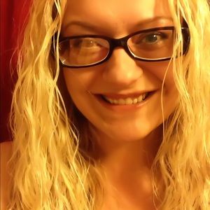 Meet your Posher, Annie