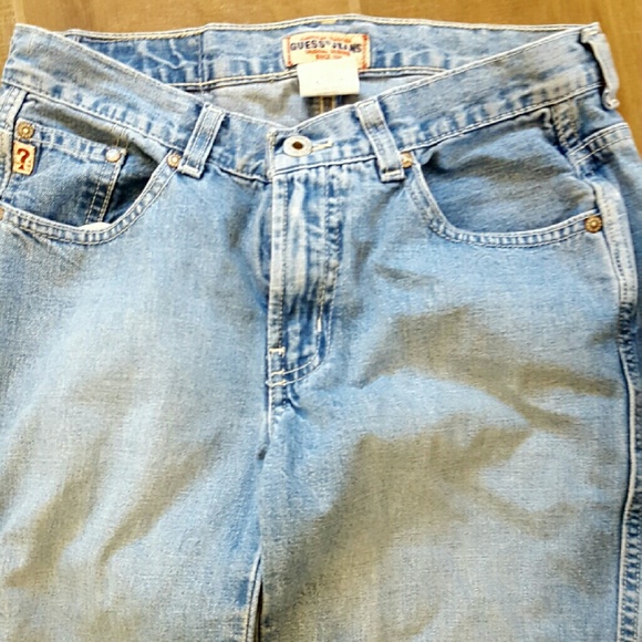 Guess denim Capris - Picture 2 of 4