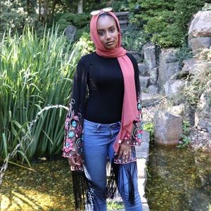 Meet your Posher, Rayyan