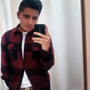 Meet your Posher, Emmanuel