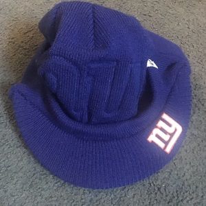 NY giants knit hat