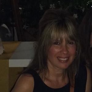 Meet your Posher, Stefanie