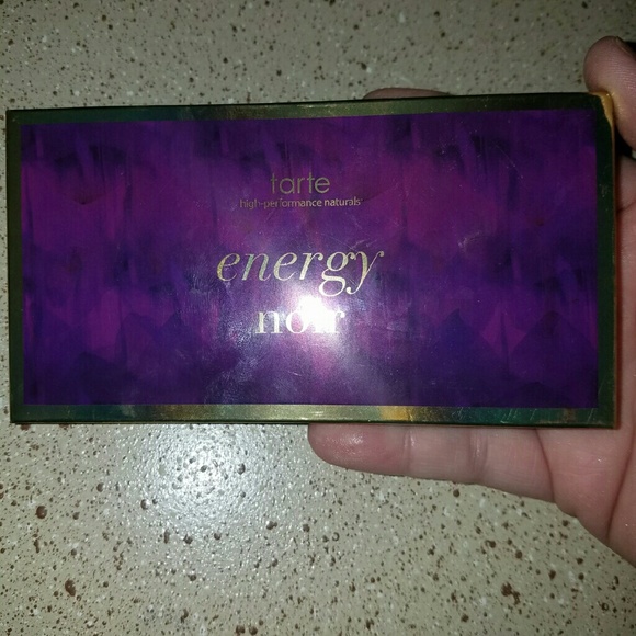 Tarte energy noir palette