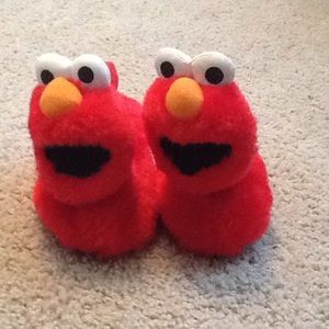 Elmo slippers