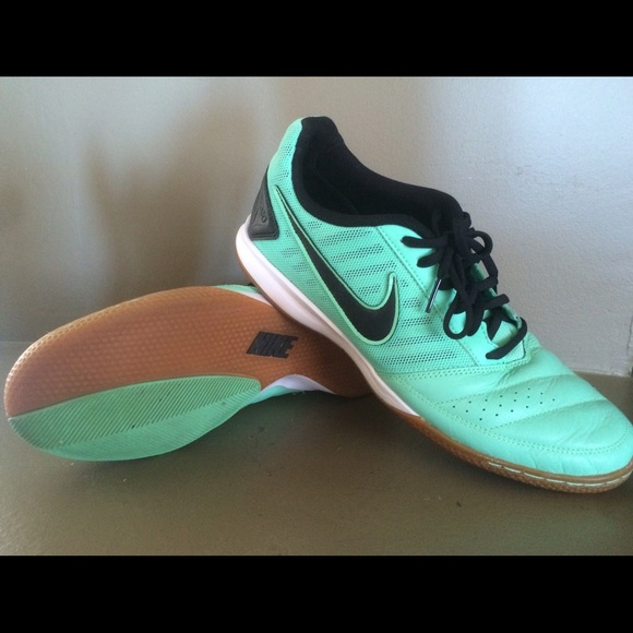 Nike Gato II