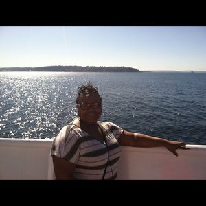 Meet your Posher, Aisha