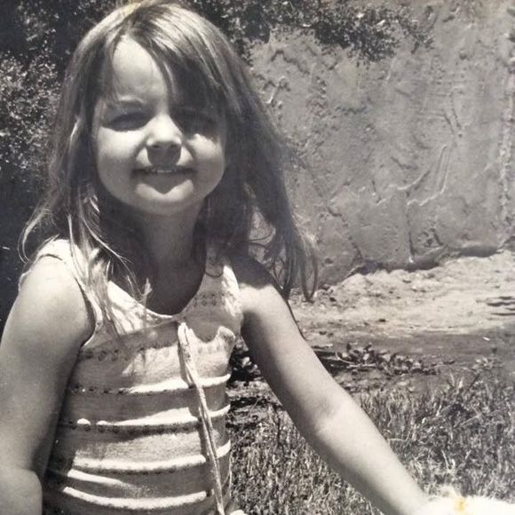 Meet your Posher, Desiree