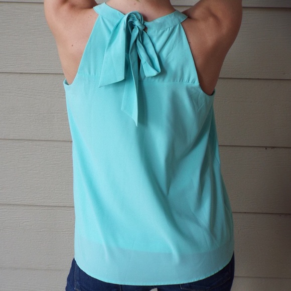 Turquoise Top - Picture 3 of 3