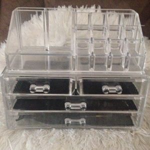 Clear makeup organizer
