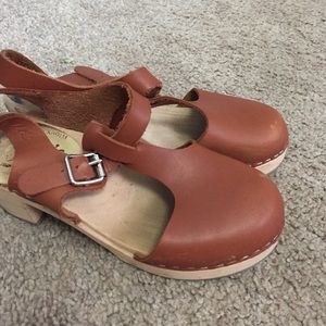 Lotta from Stockholm t-strap clogs