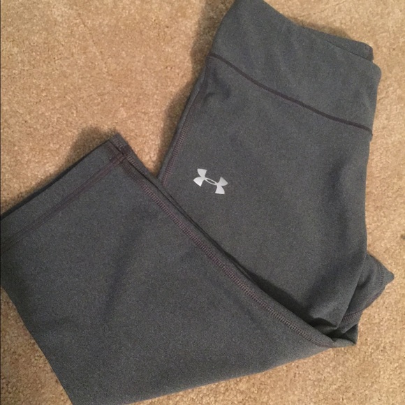 Women's Under Armour Heat Gear Crop Capri Pants
