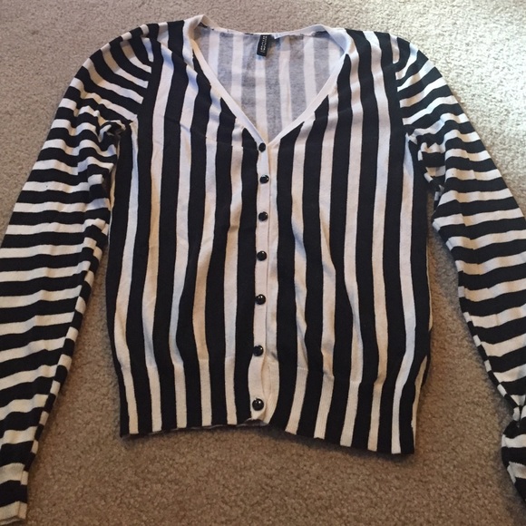 Black & Whote Striped Cardigan